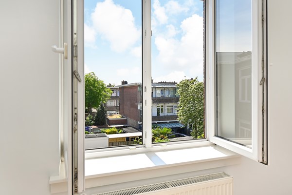 Medium property photo - Velpsestraat 52, 2573 SP Den Haag